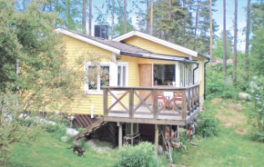 Отель Holiday home Tegelbruksvägen Oxelösund  Укселёсунд